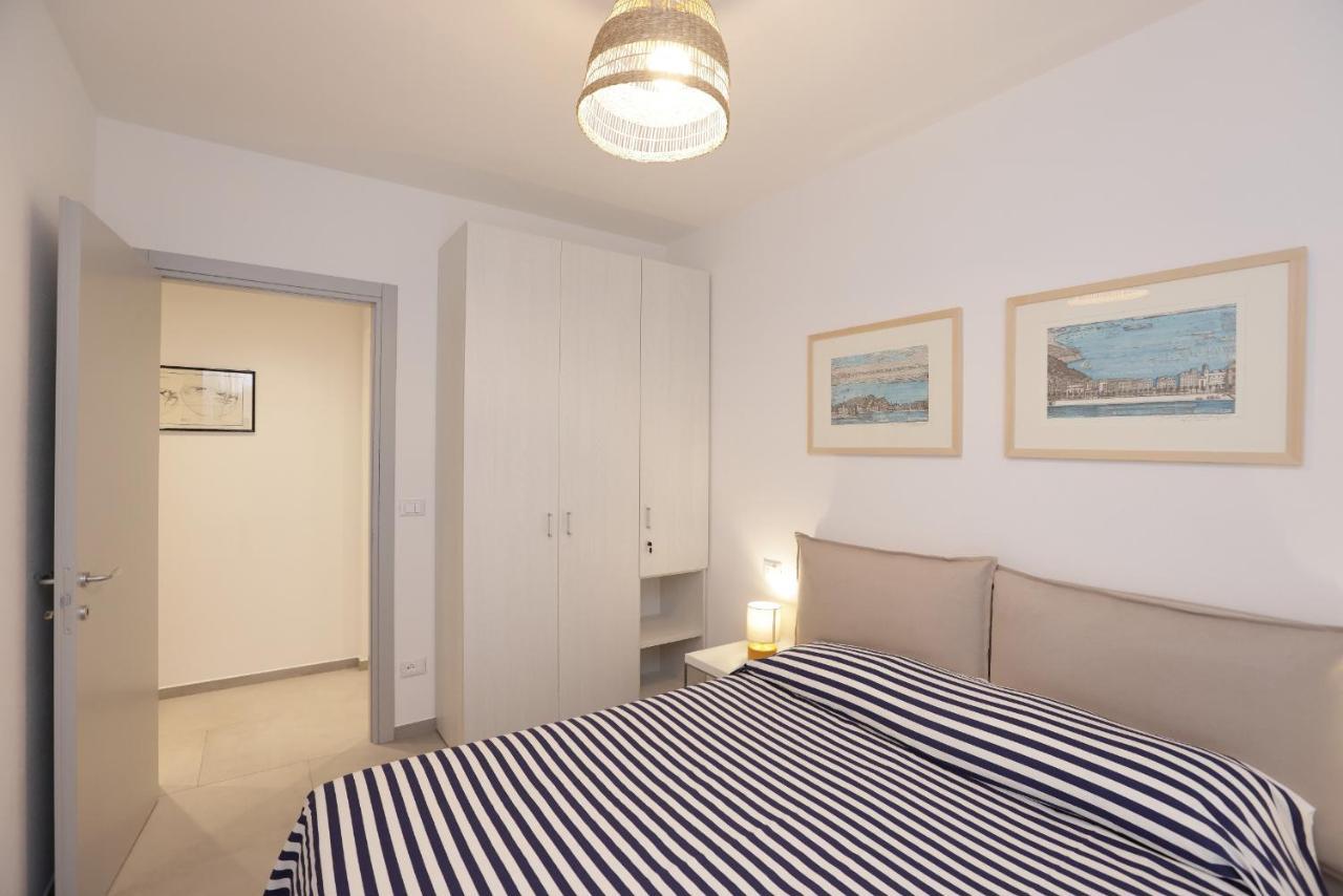 Adamaina - Sea View Apartment With Private Garage Σέστρι Λεβάντε Εξωτερικό φωτογραφία