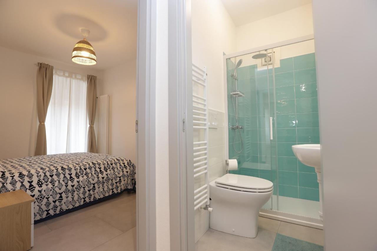 Adamaina - Sea View Apartment With Private Garage Σέστρι Λεβάντε Εξωτερικό φωτογραφία