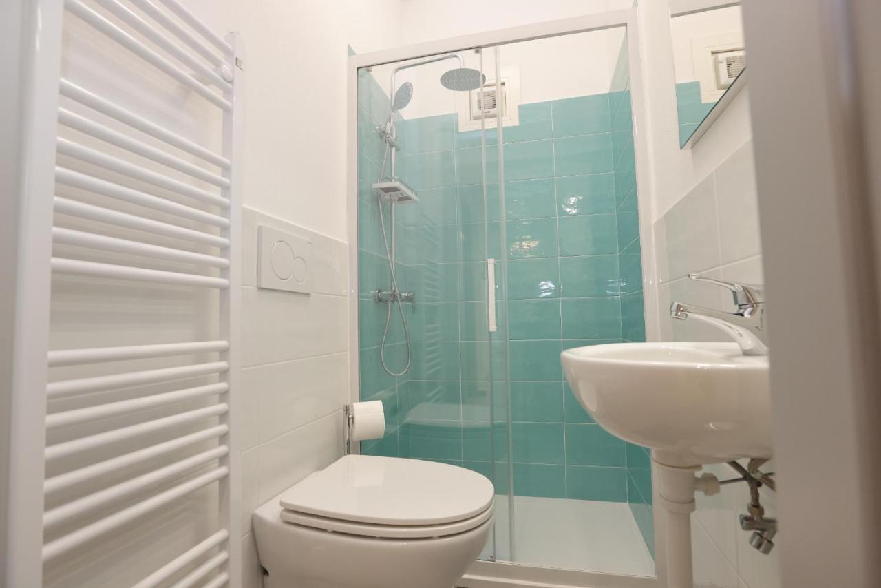 Adamaina - Sea View Apartment With Private Garage Σέστρι Λεβάντε Εξωτερικό φωτογραφία